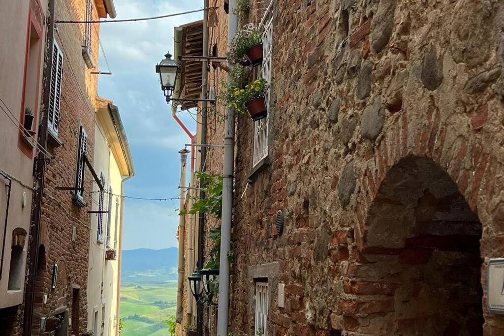 L'Angolo Del Barbacane Terricciola ภายนอก รูปภาพ